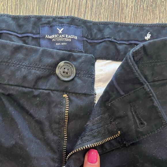 American Eagle Midi Shorts Mid-Rise Flat Front Stretch Cotton Blend Black Sz 10 - Picture 6 of 7